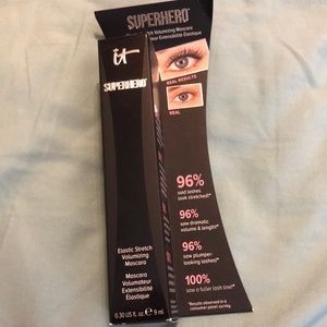 It cosmetics superhero mascara full sized